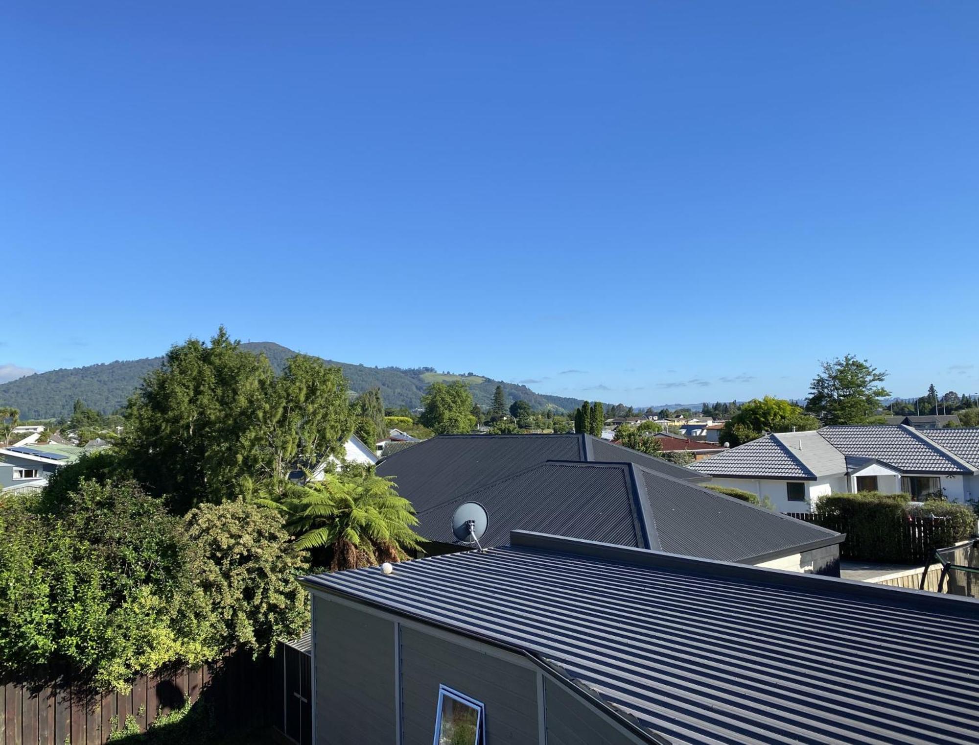 Spacious Retreat With Mountain View Rotorua Luaran gambar