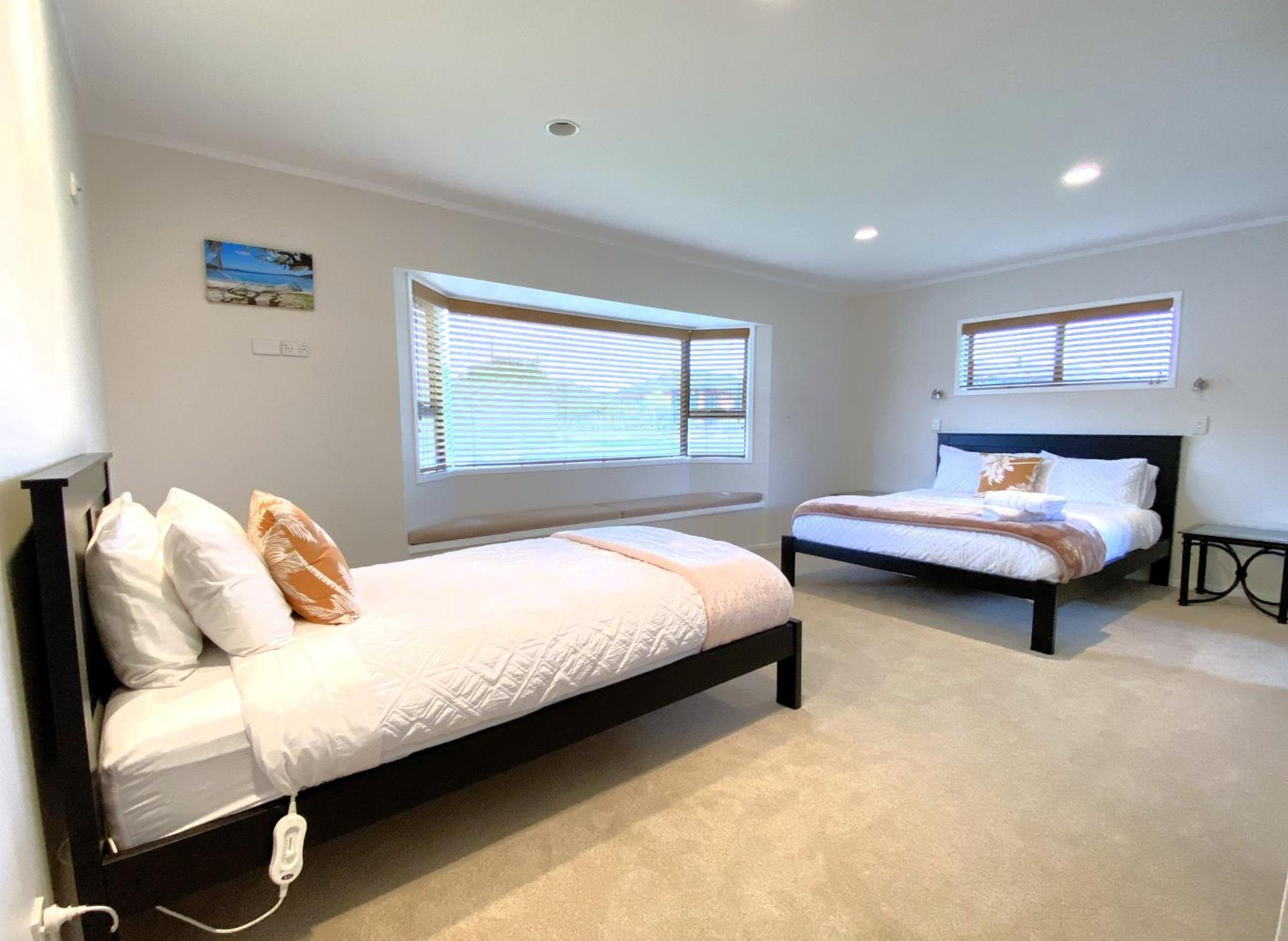 Spacious Retreat With Mountain View Rotorua Luaran gambar